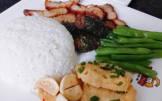 Bếp Cô Hằng - Cơm Nhà Làm - Trung Liệt