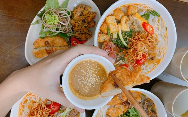 Tố Annn - Bún Riêu Chấm