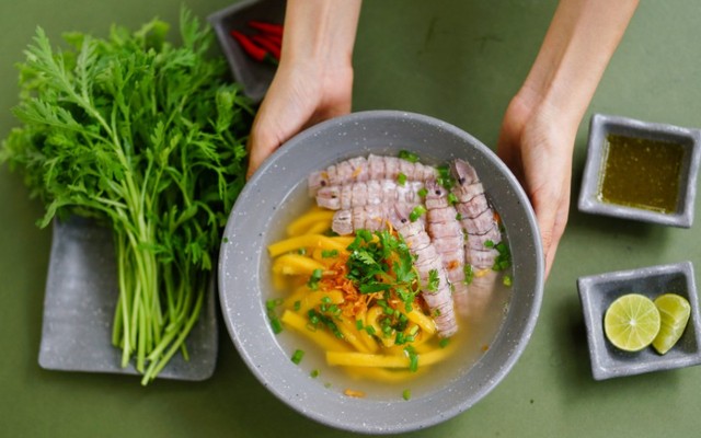 Phan Gia - Bánh Canh Mực & Bánh Tằm Bì