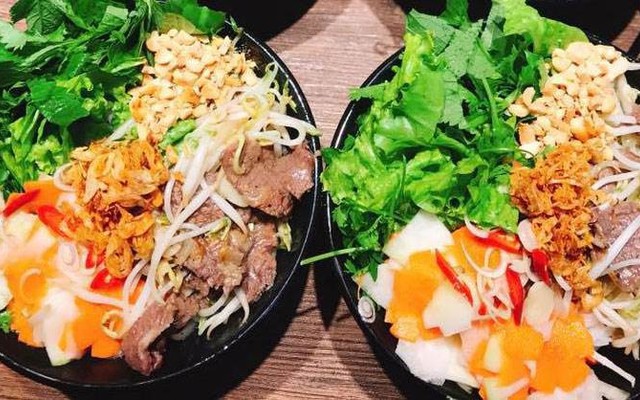 Hoàng Huệ - Cơm Rang & Bún Bò Trộn - Khu Giãn Dân Yên Phúc