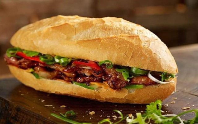 Cô Liên - Bánh Mì Thịt Xiên Nướng