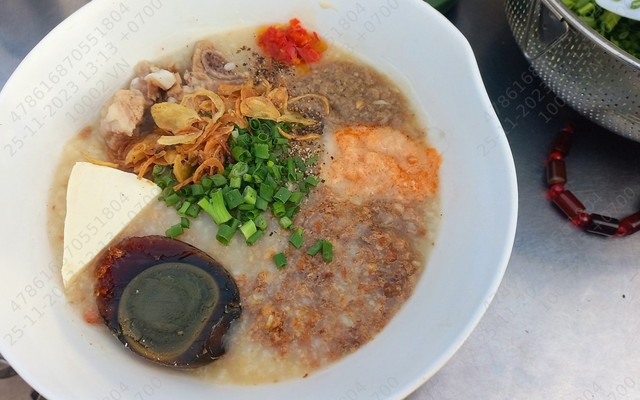 Cháo Sườn - Cách Mạng Tháng 8