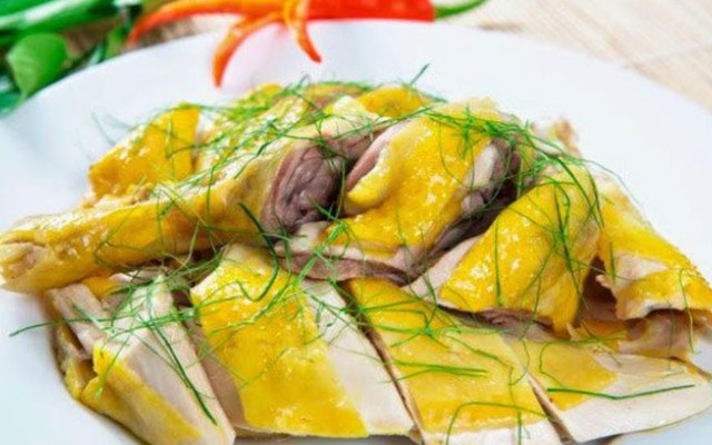 Gà Luộc Chín Ngon Giáp Bát