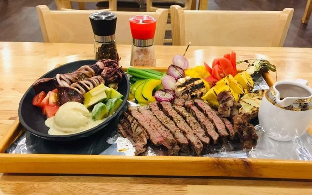 The One 8 - Beefsteak