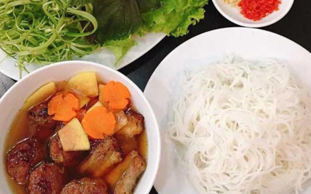 Bún Chả Hà Nội - Lạc Long Quân
