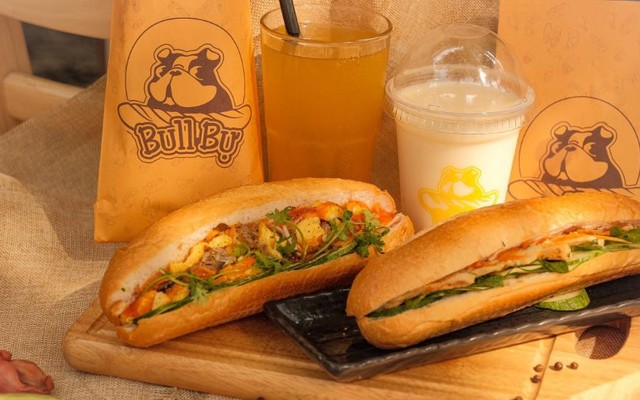 Bánh Mì Bull Bự