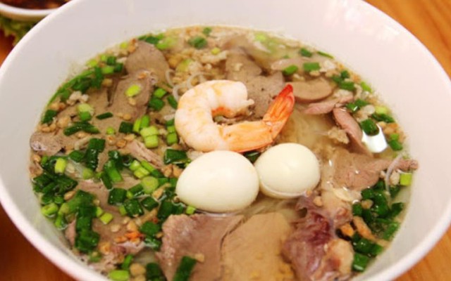 Chị Hai - Hủ Tiếu Thập Cẩm & Bò Kho