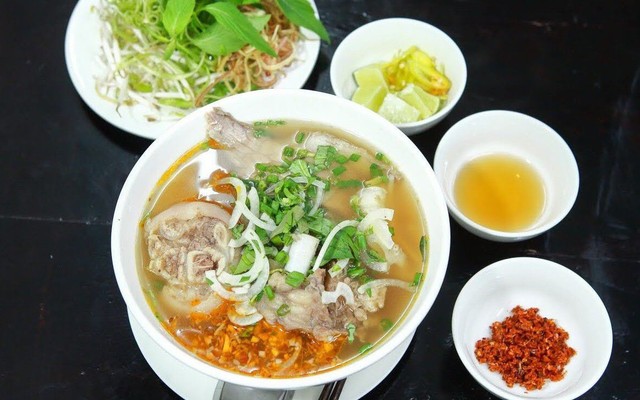 Khánh Nguyên - Bún Bò Huế - Xô Viết Nghệ Tĩnh