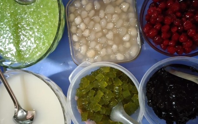 Chè Xưa Quán & Đồ Ăn Vặt