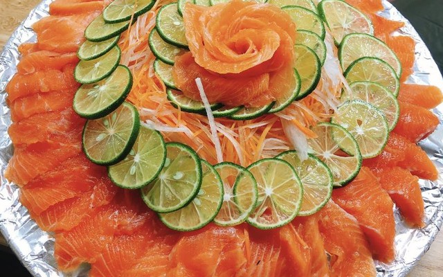 Cá Hồi Quán - Lạc Long Quân