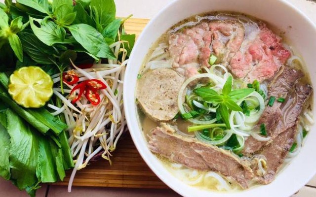 Mẫn - Bún Bò, Phở & Gà Rán - Nguyễn Văn Lượng