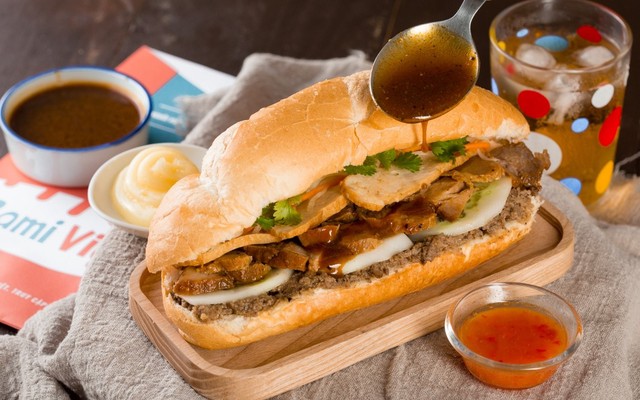 Bánh Mì Bami Việt - Huỳnh Tấn Phát