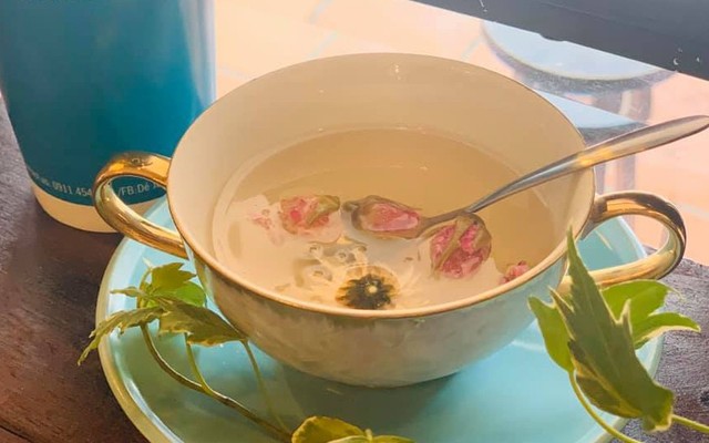 DÉJÀVU COFFEE & TEA