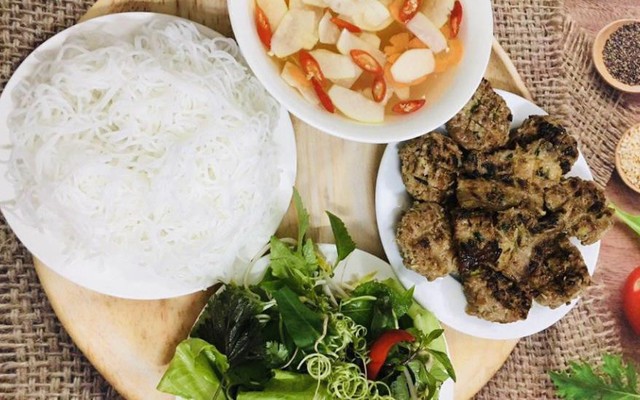 Bún Chả Ngon Hà Thành - Trần Quốc Hoàn - Shop Online