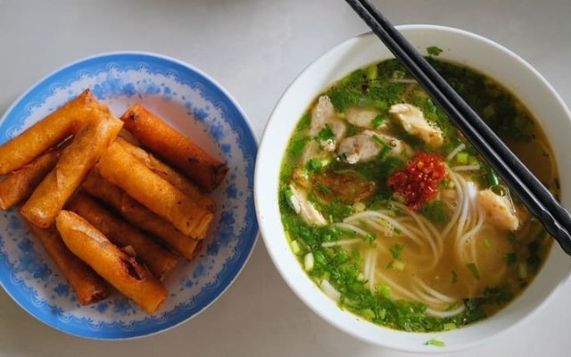 Bánh Canh Cô Ninh Ba Đồn Quảng Bình