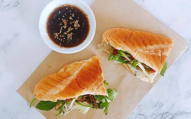 Tiệm Chay Ngõ - Bánh Mì Chay & Mì Trộn Chay Online