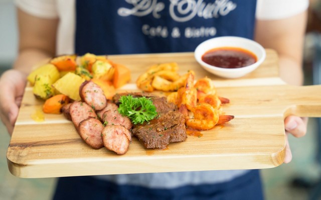 De Tuilo - Cafe & Bistro