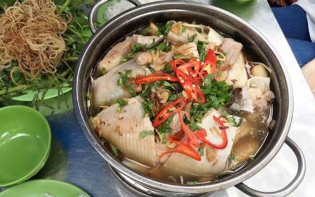 Lẩu Cá Đuối Bình Lợi