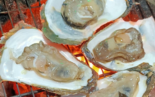 Gà Chip - Cá Viên Chiên, Chén Trứng Nướng & Ăn Vặt