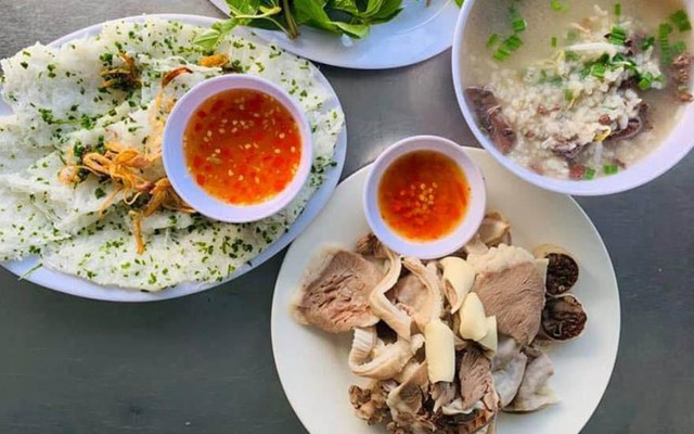Quán Anh Bảy - Cháo Lòng & Bánh Hỏi Bình Định