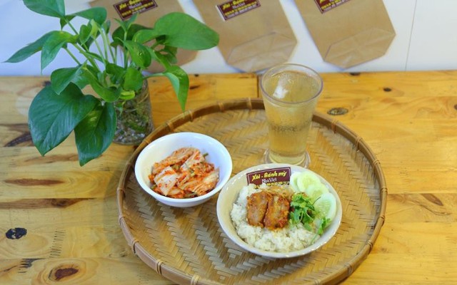 Nhà Việt - Xôi & Bánh Mì - Nguyễn Đình Chiểu