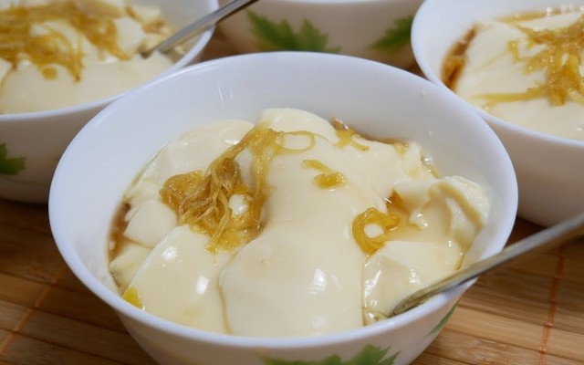 Tàu Hủ Hai Phụng - Nguyễn Sơn