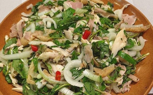 Gà Bóp Ngân Tình