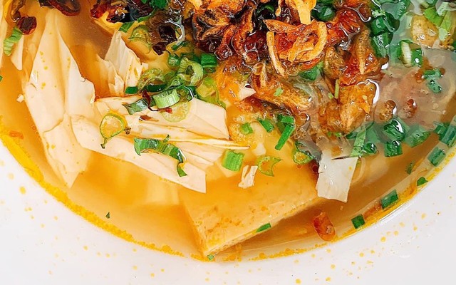 Bánh Canh Gạo Chả Cá Nha Trang - Lâm Văn Bền