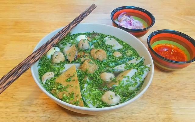 Đặc Sản Nha Trang - Bún Chả Cá & Bánh Canh Hẹ