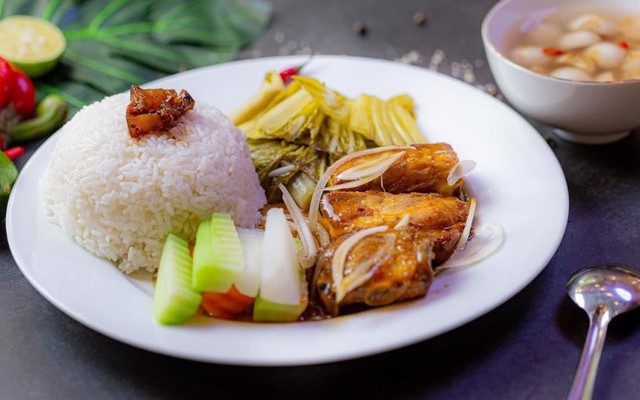 Bữa Cơm Nhà - Dịch Vọng Hậu