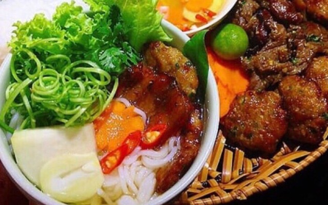 Bún Chả Phương Béo - Huỳnh Thúc Kháng