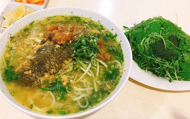 Bà Hoa - Bánh Đa & Bún Cá Rô Đồng