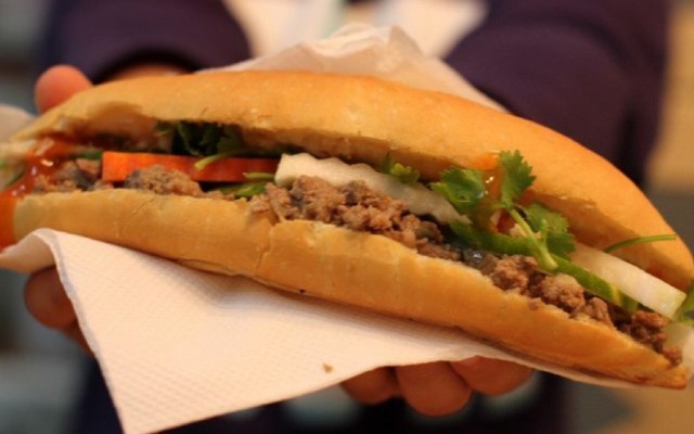 Bánh Mì & Giải Khát Chú Trọng