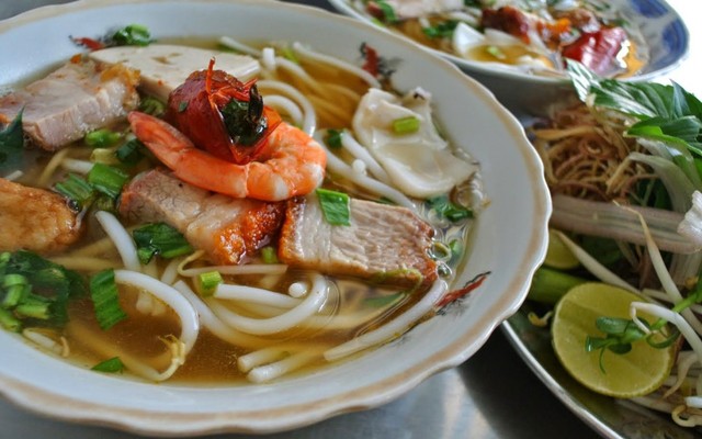Thủy Tiên - Bún Mắm & Bún Riêu