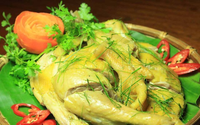 Gà Luộc, Gà Ủ Muối Hoa Tiêu & Đồ Ăn Vặt