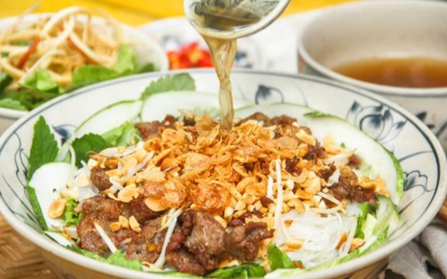 Bún Bò Dấm Cô Thúy - 98 Cát Dài