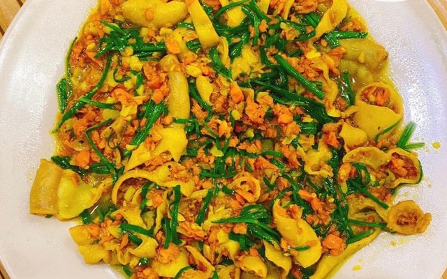 Minh Tú - Chân Gà Sốt Thái, Gân Bò Sốt Thái & Sứa Mắm Nhĩ