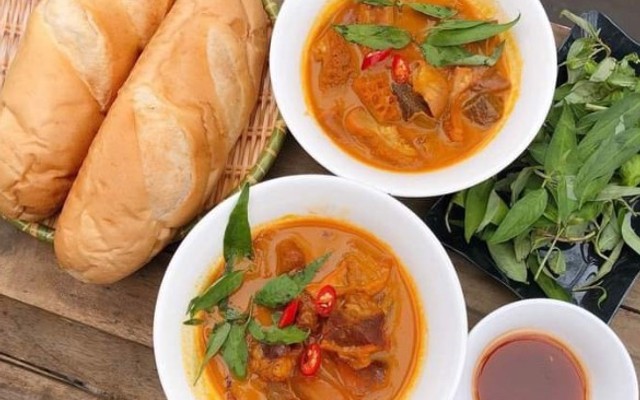 Phá Lấu Mười Khói - Tôn Đản