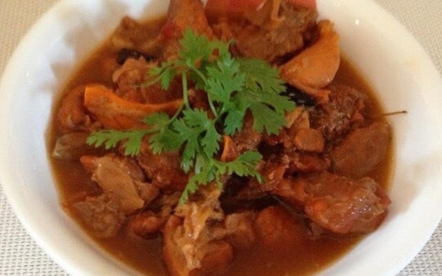 Bánh Mì Sốt Vang Cô Hường - Lĩnh Nam