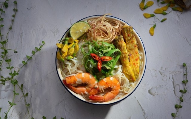 Bún Cá Châu Đốc Dì Huệ