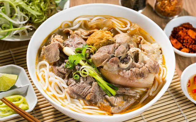 Bánh Lọc Tôm Húc