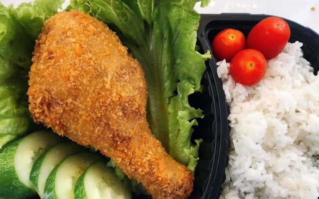 Quán QT - Gà Rán, Cơm Gà