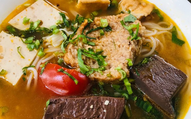 Bún Riêu & Cà Phê Lâm Đồng