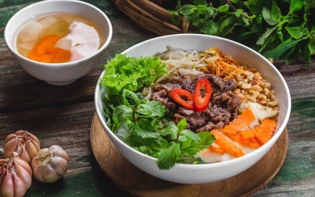 Quán Cường - Bún Trộn & Nem Nướng - Triều Khúc