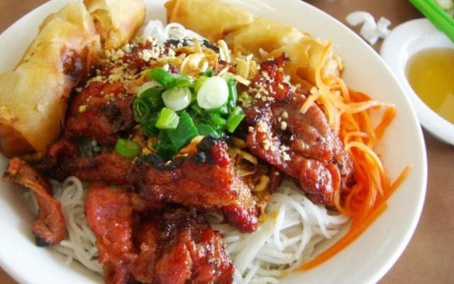 O Ánh Quán - Bún Thịt Nướng, Thịt Luộc & Bún Bò Né
