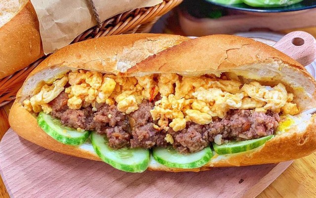 Bánh Mì Dân Tổ - Trần Phú