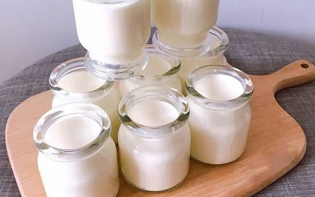 Ligurt - Sữa Chua Úp Ngược