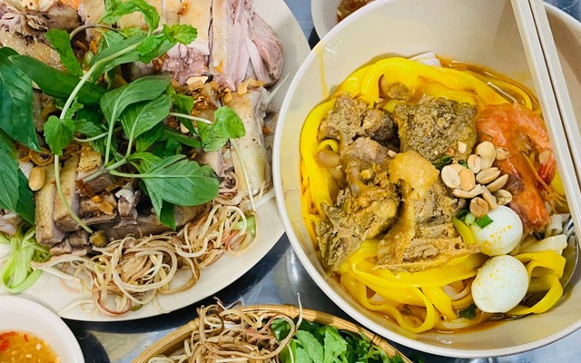 Anh He - Mì Quảng & Cháo Gỏi Vịt
