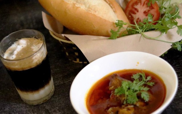 Hanoi Bread - Bánh Mì & Cafe