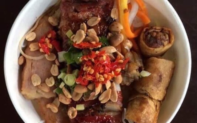 Vui Vui - Bún Thịt Nướng